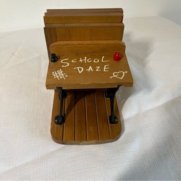 Vintage School Daze Enesco Cast Iron Wood BOOK ENDS Vintage 1970s Pair Teacher - Picture 9 of 10
